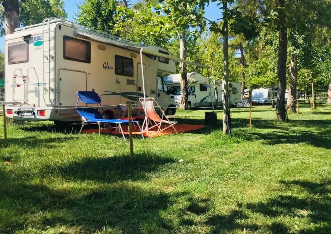 baiadigallipoli en special-offer-for-young-people-and-teenagers-stays-on-pitch-at-campsite-in-salento 017